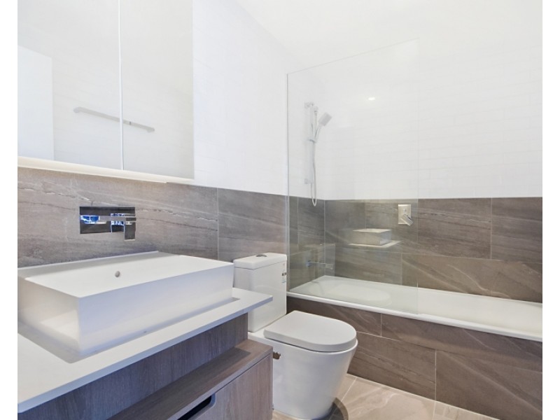 2/106 Pacific Parade, Bilinga QLD 4225
