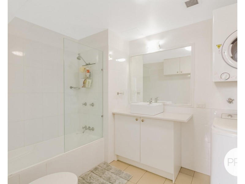 140/99 Griffith Street, Coolangatta QLD 4225