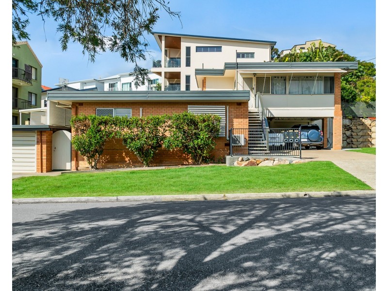 1/65 Stapylton Street, Coolangatta QLD 4225