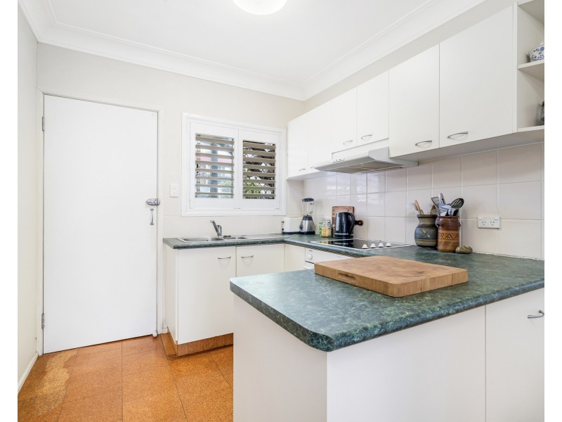 1/65 Stapylton Street, Coolangatta QLD 4225