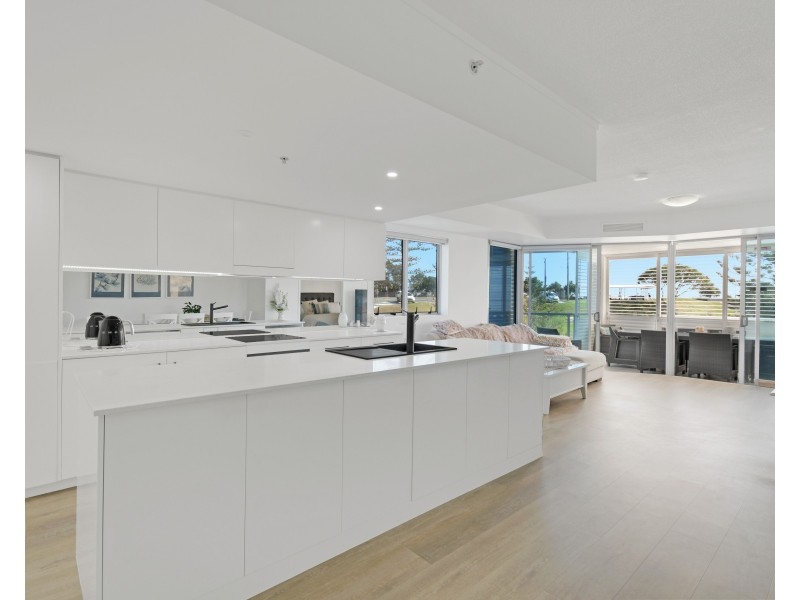 701/3 Mclean Street, Coolangatta QLD 4225