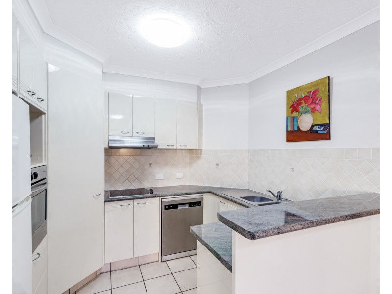5/32-34 Dutton Street, Coolangatta QLD 4225