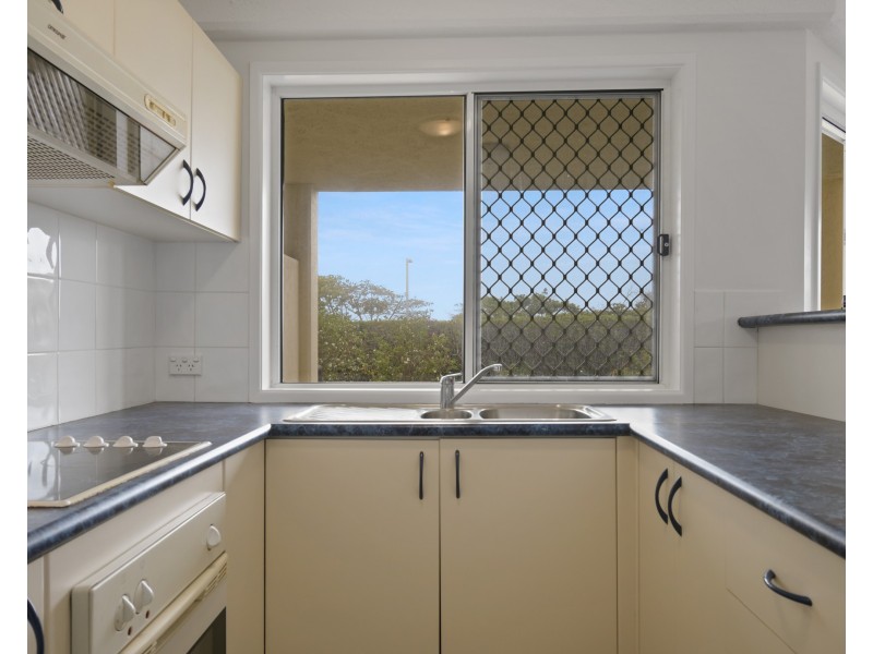 2/80 Pacific Parade, Bilinga QLD 4225
