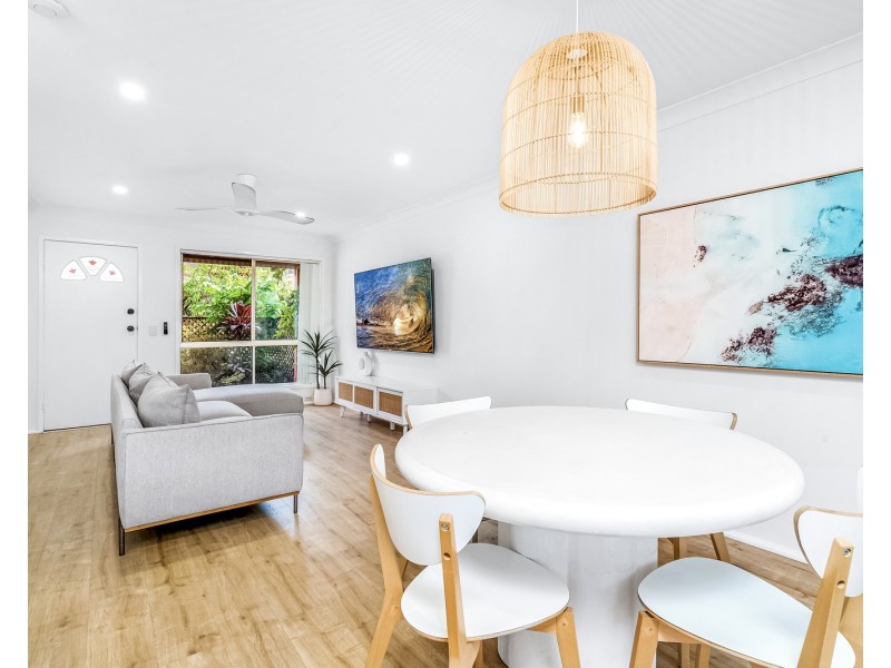 3/49-53 Dutton Street, Coolangatta QLD 4225