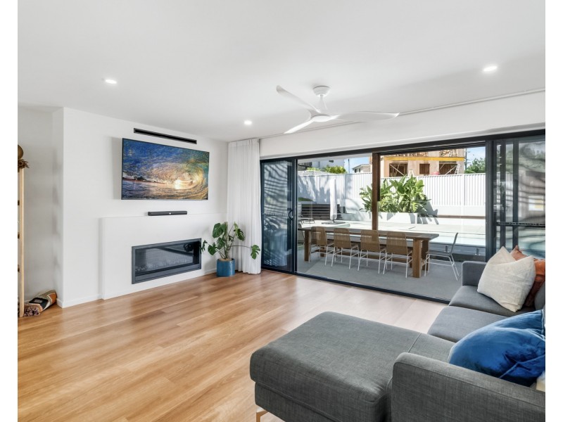 3 Yvonne Crescent, Bilambil Heights NSW 2486