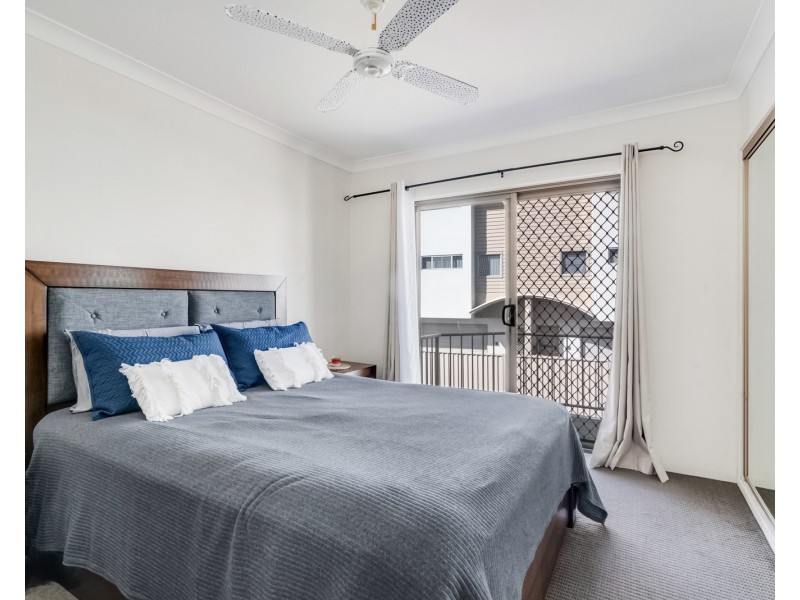 8/42-44 Dry Dock Rd, Tweed Heads South NSW 2486