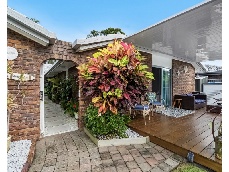 52 Plover Place, Tweed Heads West NSW 2485