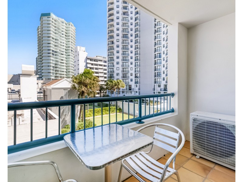 318/99 Griffith Street, Coolangatta QLD 4225