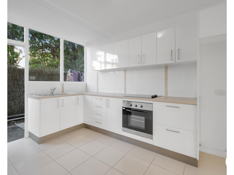2/74A Pacific Parade, Bilinga QLD 4225