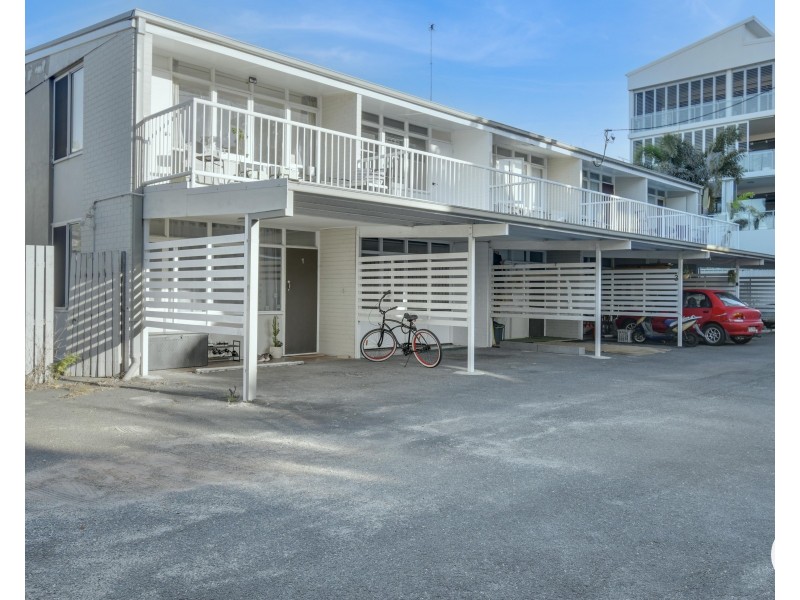 2/74A Pacific Parade, Bilinga QLD 4225
