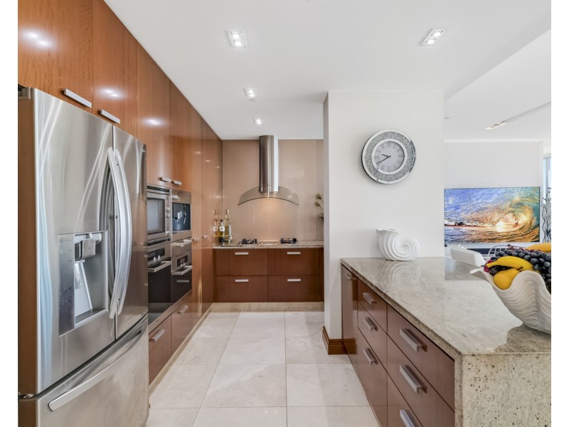 2001/120 Marine Pde, Coolangatta QLD 4225