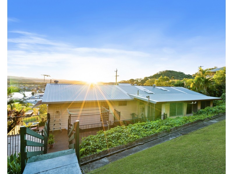 28 Leeward Terrace, Tweed Heads NSW 2485