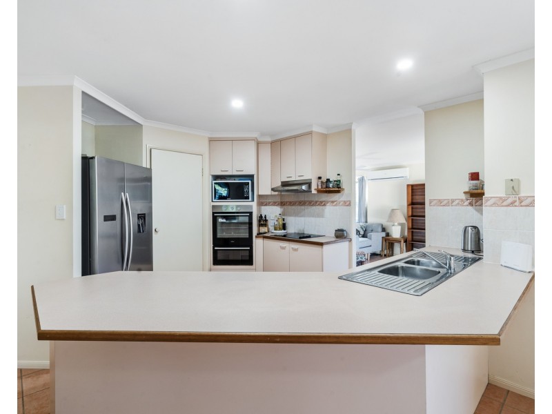 2 Silkwood Terrace, Tweed Heads West NSW 2485