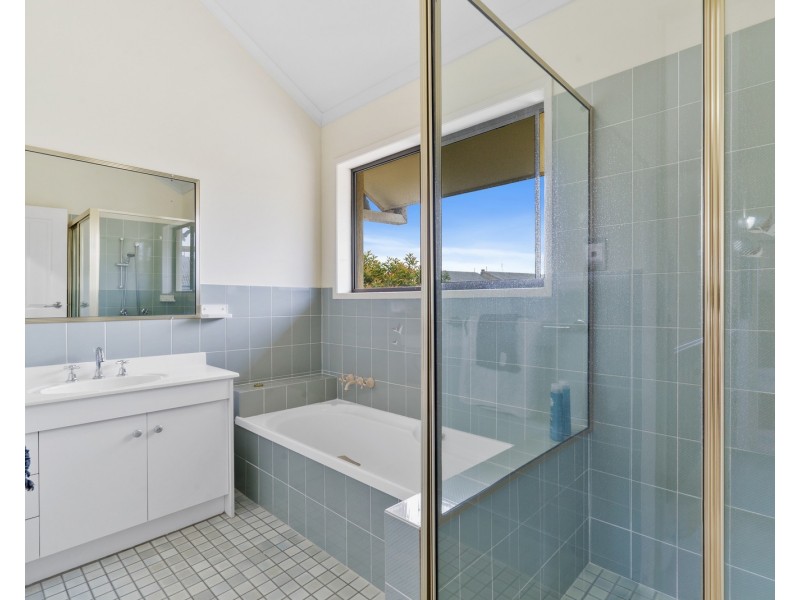 1/90-96 Keith Compton Drive, Tweed Heads NSW 2485