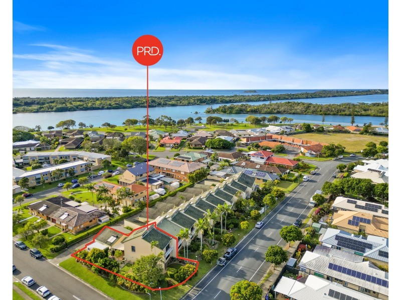 1/90-96 Keith Compton Drive, Tweed Heads NSW 2485