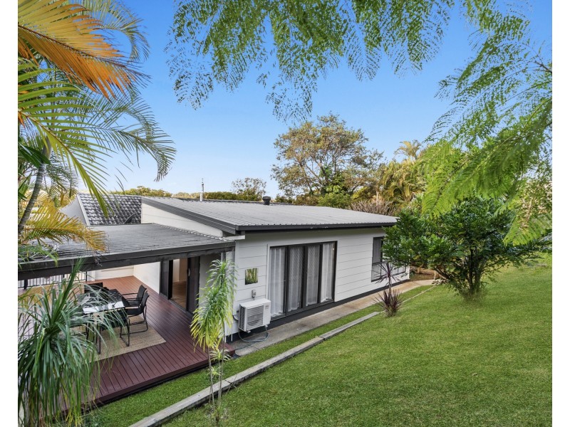 9 Numidia Street, Currumbin Waters QLD 4223