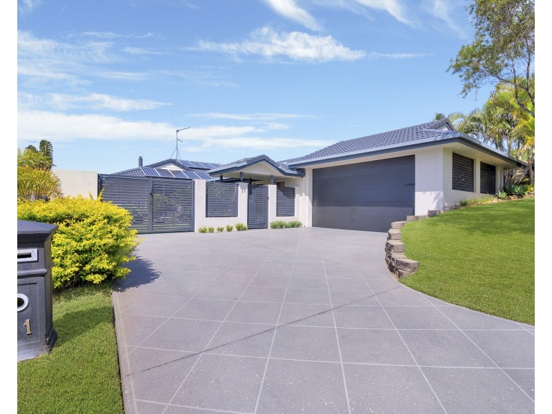 11 Cashel Crescent, Banora Point NSW 2486
