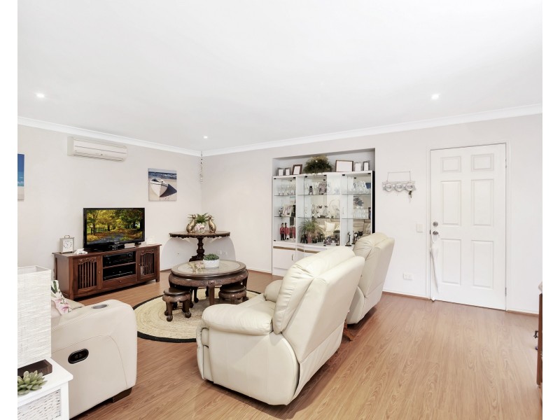 11 Cashel Crescent, Banora Point NSW 2486