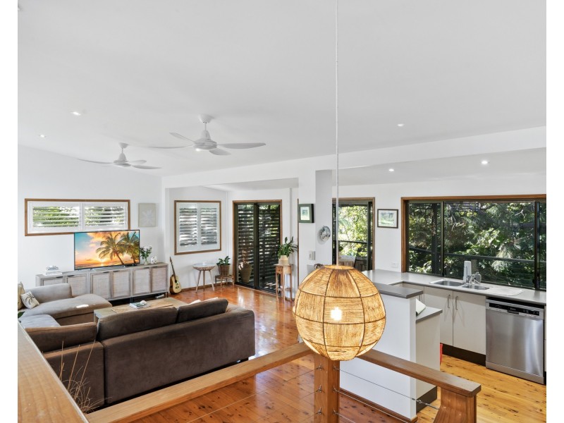 29 Bob Barnard Drive, Tugun QLD 4224