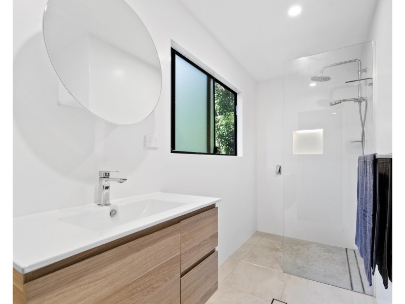 29 Bob Barnard Drive, Tugun QLD 4224