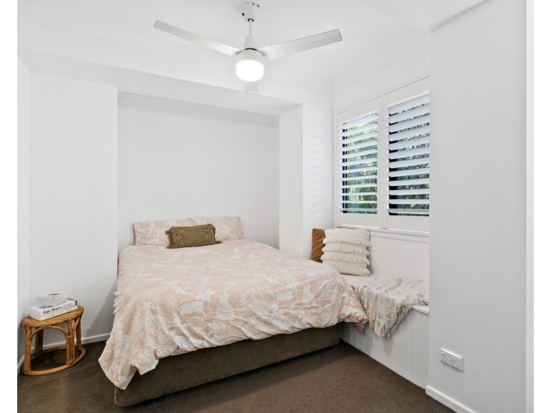 29 Bob Barnard Drive, Tugun QLD 4224