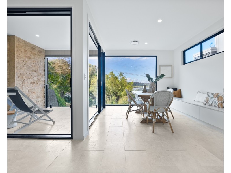 1/162 Broadwater Esplanade, Bilambil Heights NSW 2486