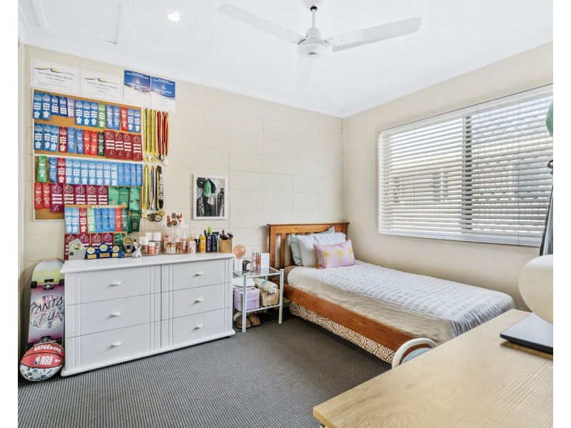 4/58 Pacific Parade, Bilinga QLD 4225