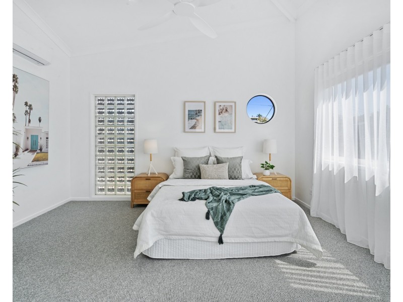 1/80 McLean Street, Coolangatta QLD 4225