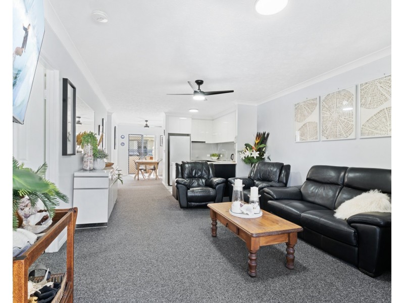 17/5-7 Hill Street, Coolangatta QLD 4225