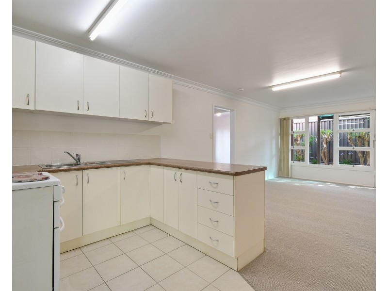 1/4 Johnston Street, Bilinga QLD 4225