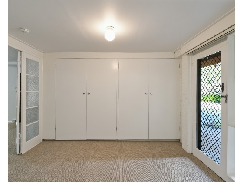 1/4 Johnston Street, Bilinga QLD 4225