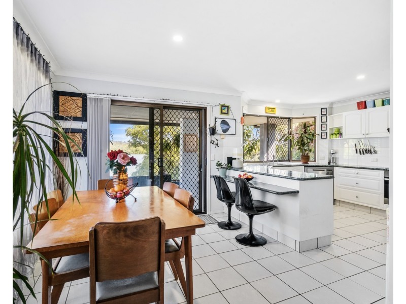 210 Kennedy Drive, Tweed Heads West NSW 2485