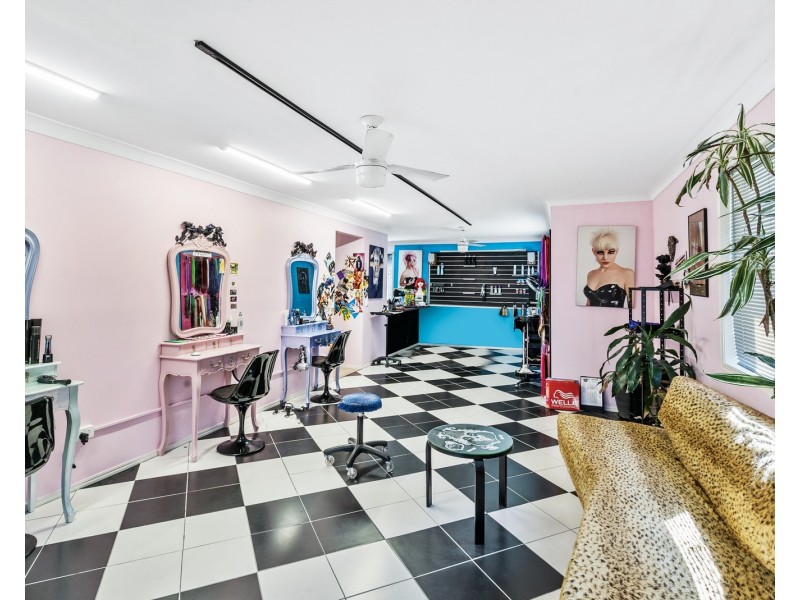 210 Kennedy Drive, Tweed Heads West NSW 2485