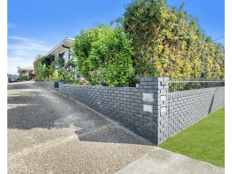 210 Kennedy Drive, Tweed Heads West NSW 2485
