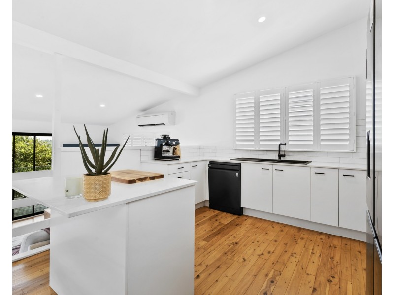 23 Broadwater Esplanade, Bilambil Heights NSW 2486