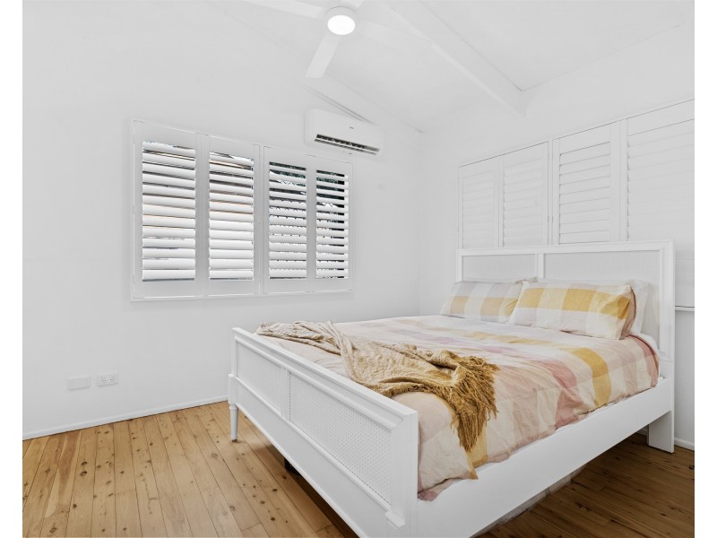23 Broadwater Esplanade, Bilambil Heights NSW 2486