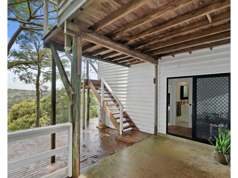 23 Broadwater Esplanade, Bilambil Heights NSW 2486