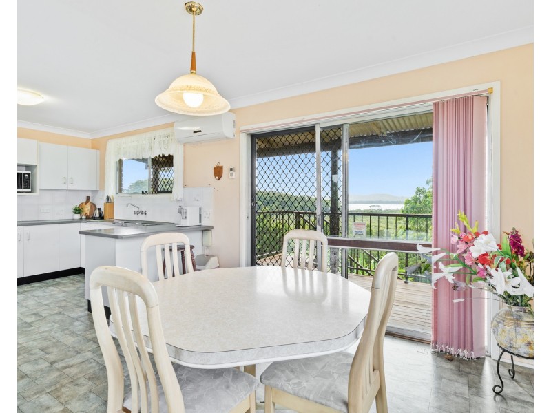 14 Anconia Avenue, Tweed Heads West NSW 2485