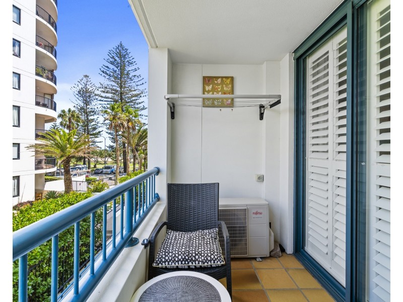 208/99 Griffith Street, Coolangatta QLD 4225
