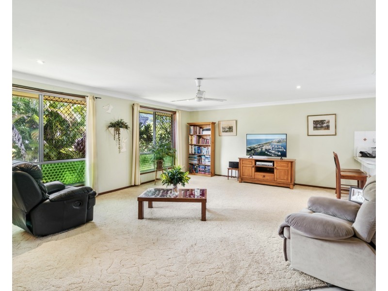 120 Sunset Boulevard, Tweed Heads West NSW 2485