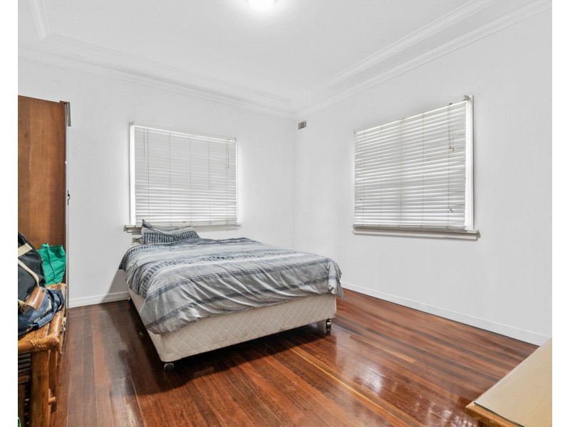 4 Dry Dock Road, Tweed Heads South NSW 2486