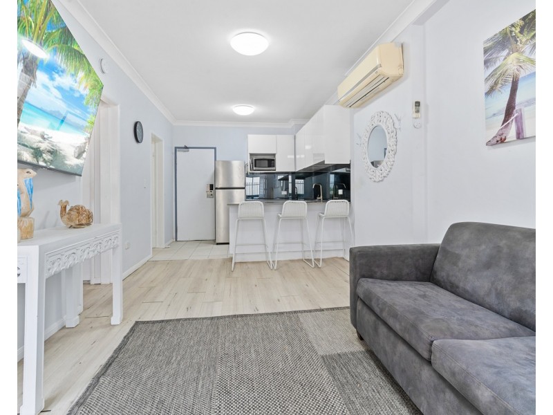 118/99 Griffith Street, Coolangatta QLD 4225