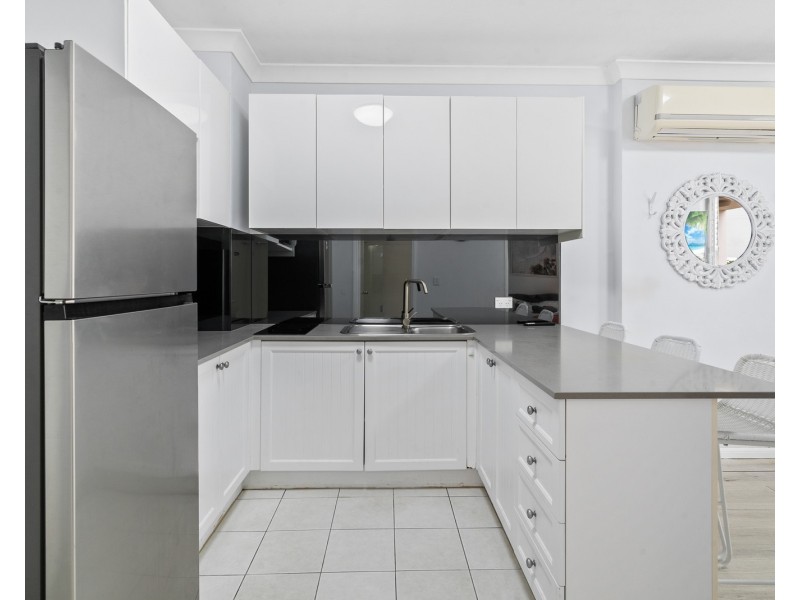 118/99 Griffith Street, Coolangatta QLD 4225