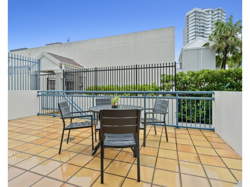118/99 Griffith Street, Coolangatta QLD 4225