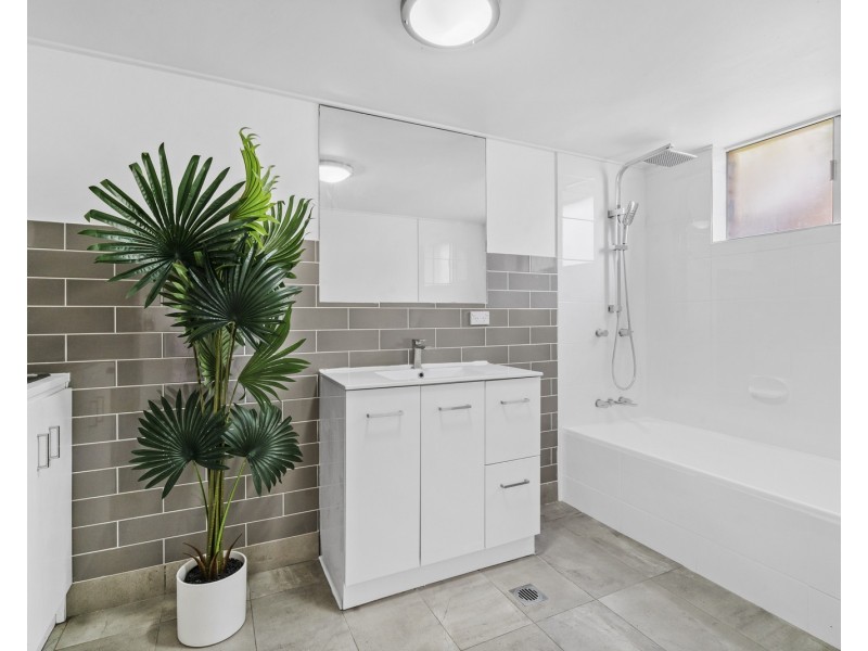 1/114 Kennedy Drive, Tweed Heads West NSW 2485