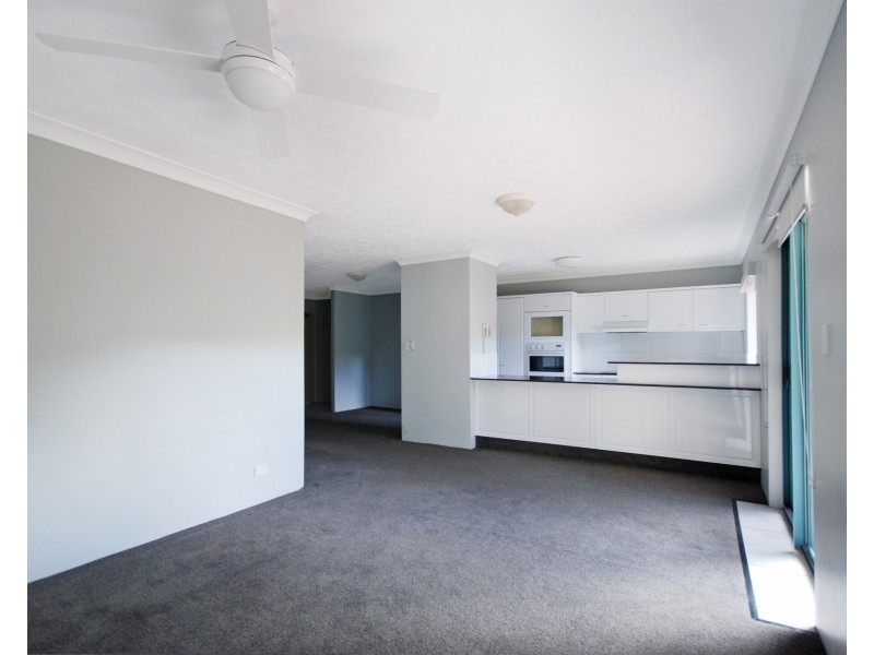 313/2 Graham Street, Bilinga QLD 4225