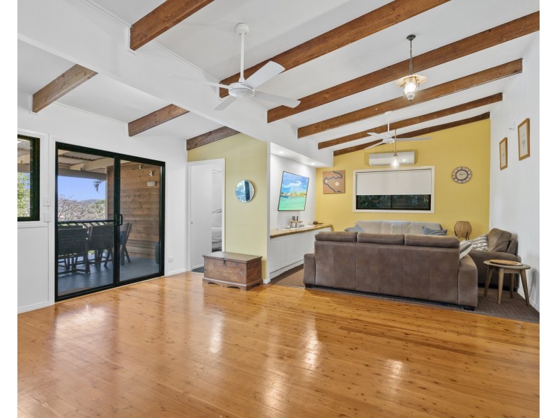 34 Lakeview Parade, Tweed Heads South NSW 2486