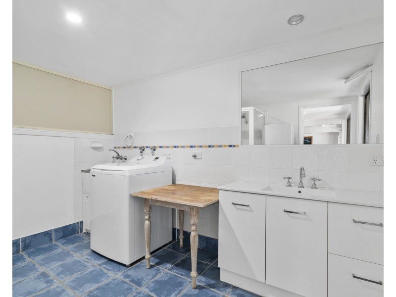 34 Lakeview Parade, Tweed Heads South NSW 2486