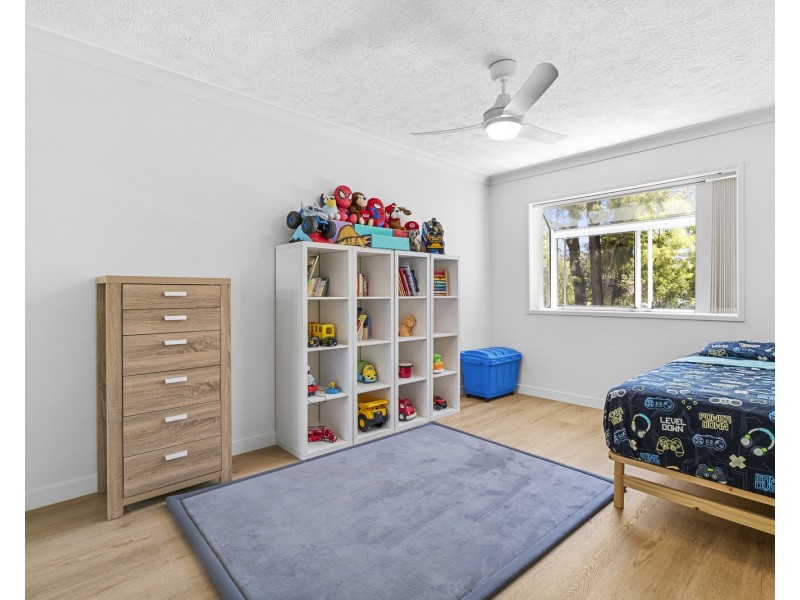 8/54 Dutton Street, Coolangatta QLD 4225