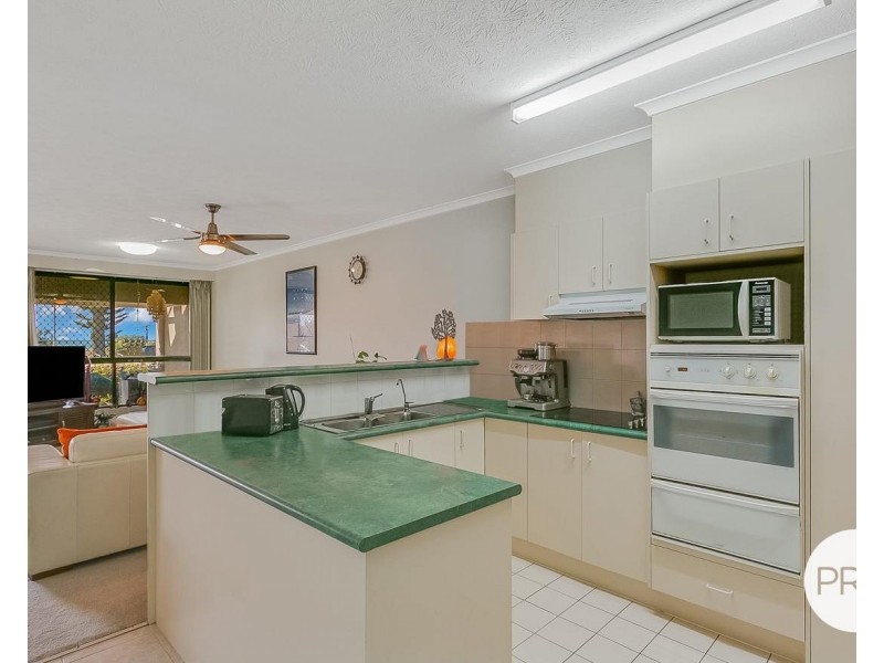 2/52 Pacific Parade, Bilinga QLD 4225